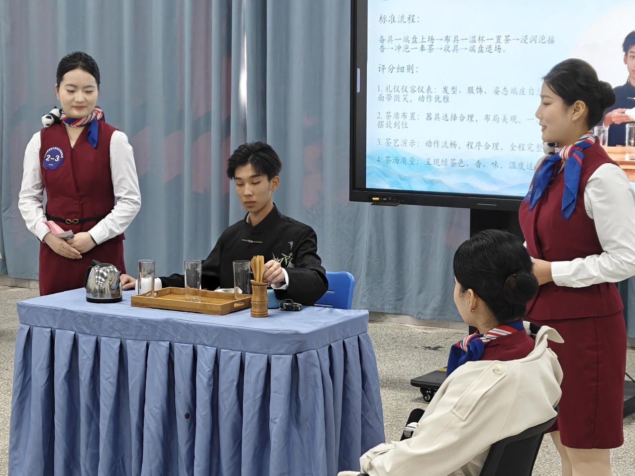 图片2.jpg 图片2.jpg