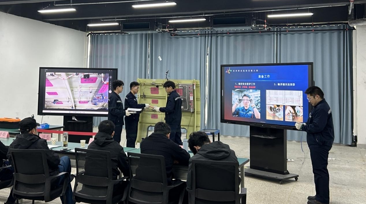 图片4.jpg 图片4.jpg