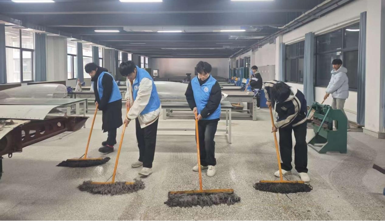 图片2.jpg 图片2.jpg